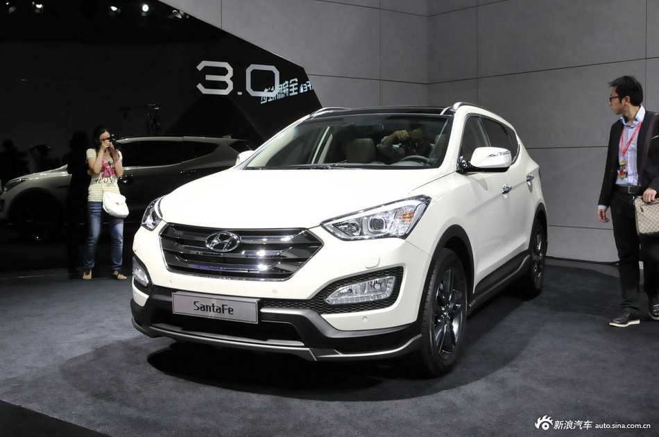 北京现代全新胜达