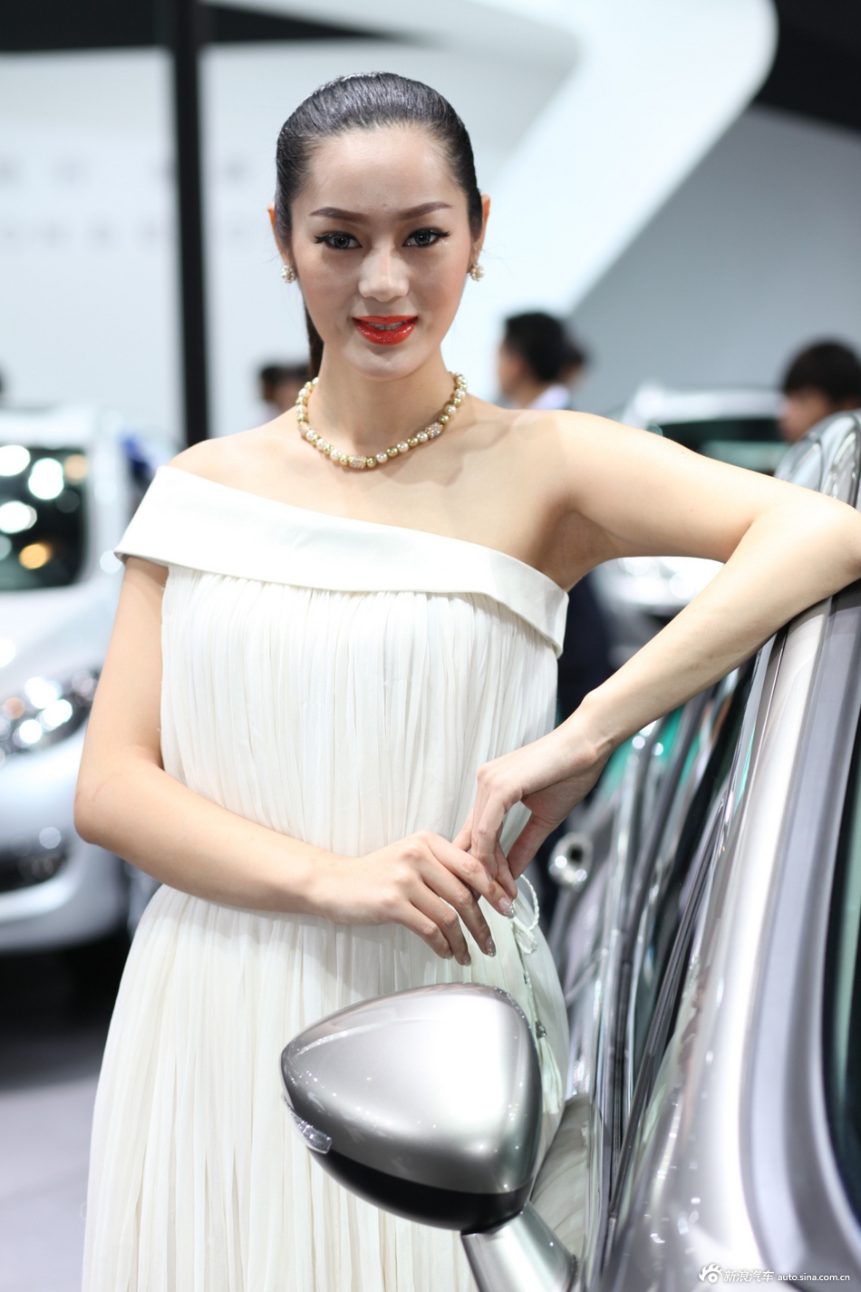 2012广州车展气质车模_6