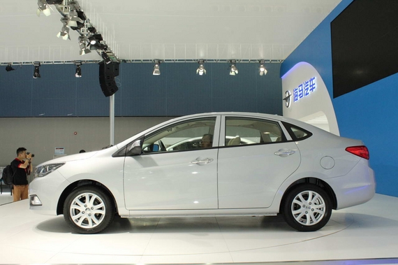 海马汽车价格大全及图片 100437_570.jpg