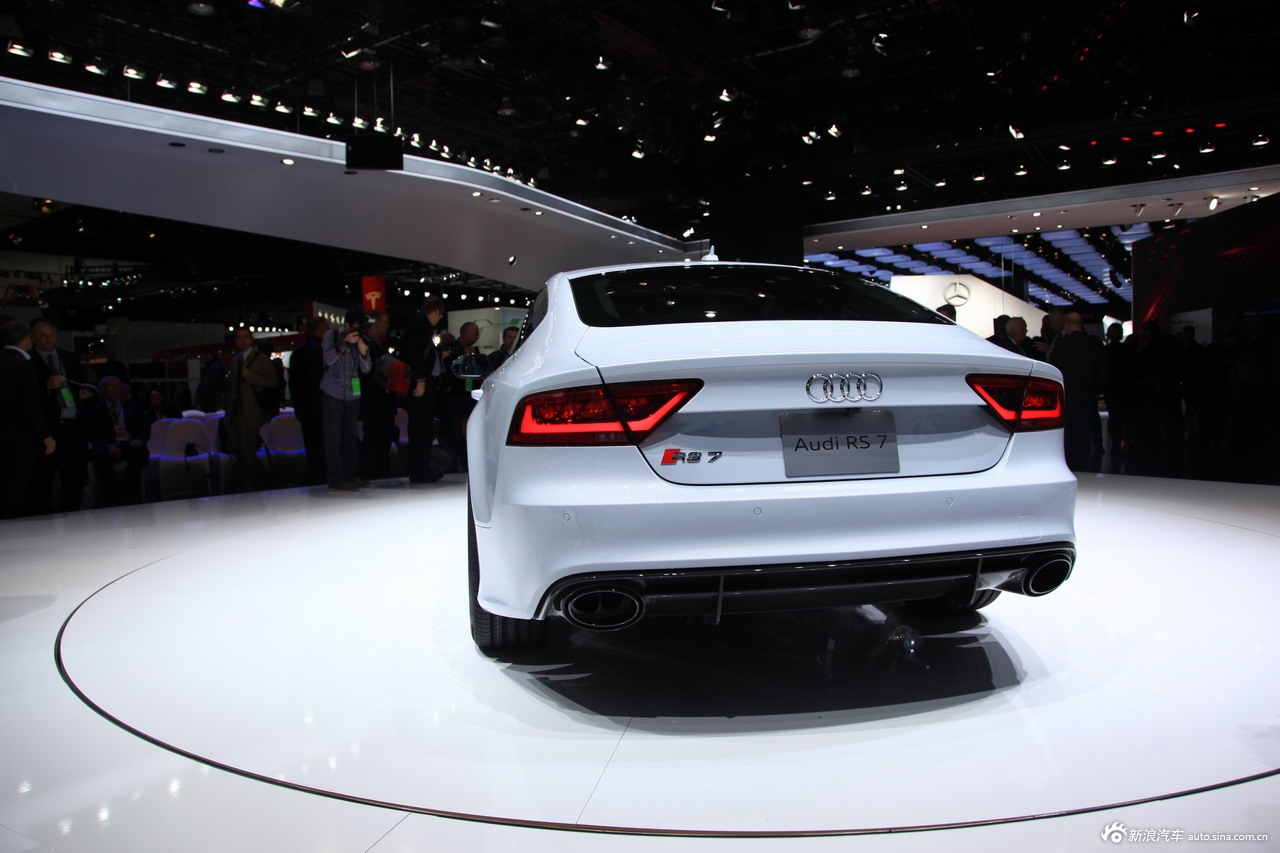 奥迪rs7_奥迪rs7车展图片22798765