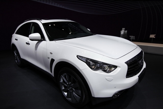 英菲尼迪QX70最高降12.7万 送5000元保险