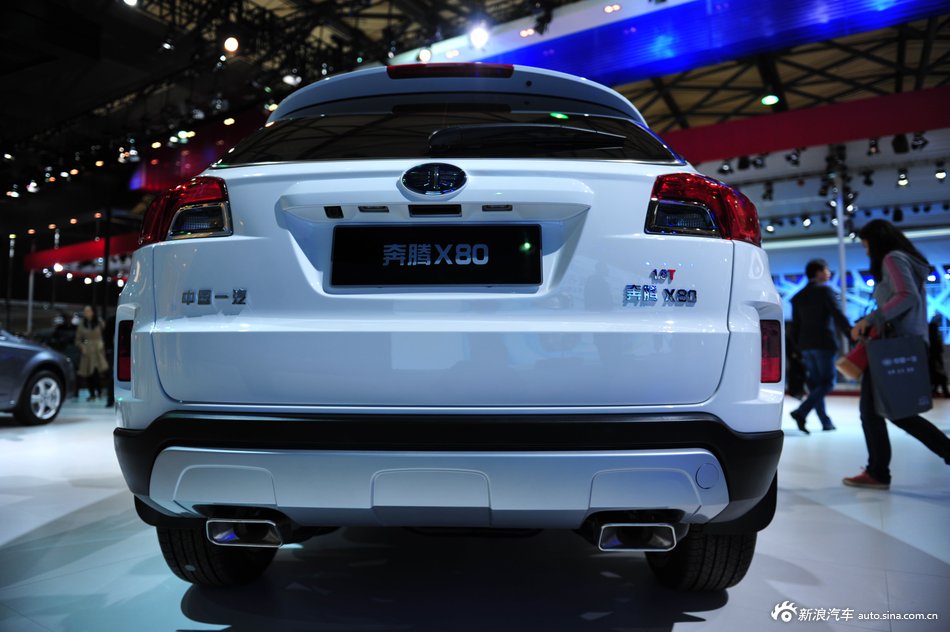 奔腾X80_奔腾X80图片_汽车图库