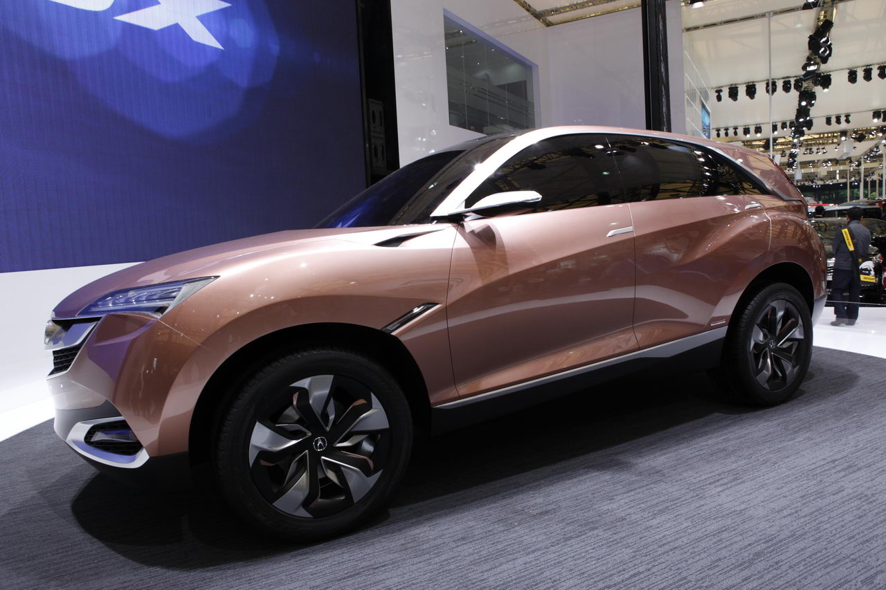 讴歌suv-x 车展图