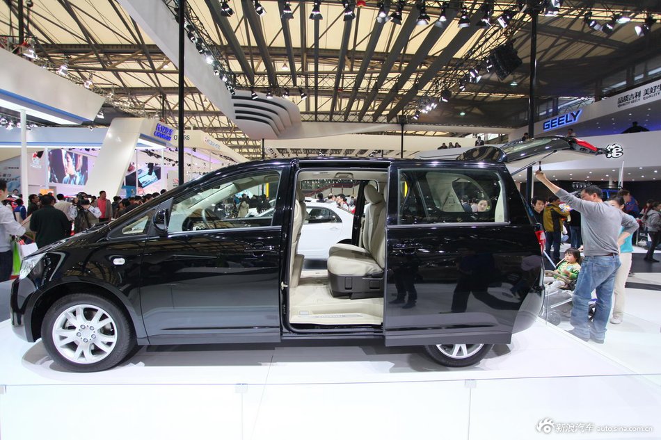 帝豪ev8_帝豪ev8图片