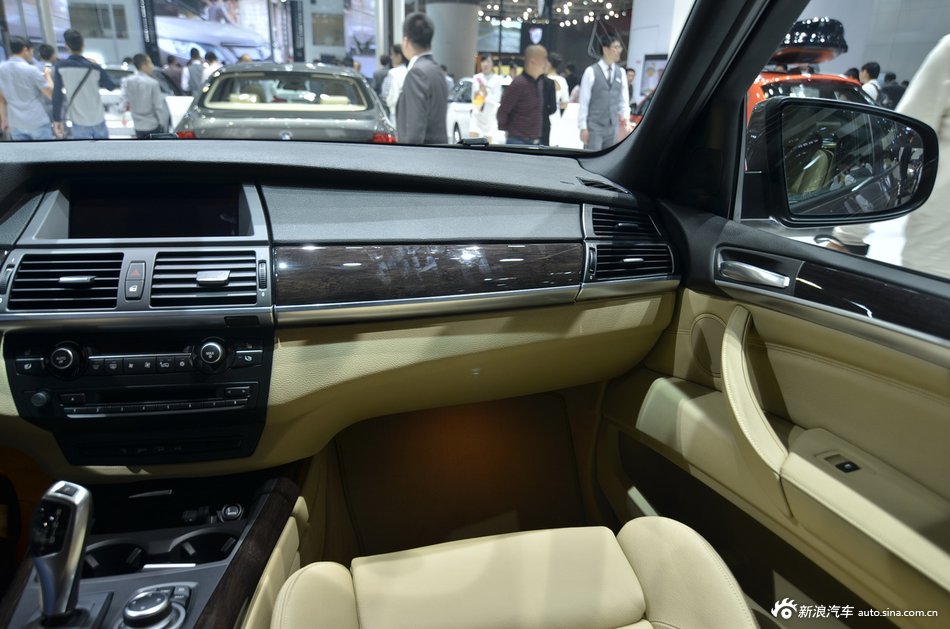 2014款宝马X5_宝马X5图片_汽车图库