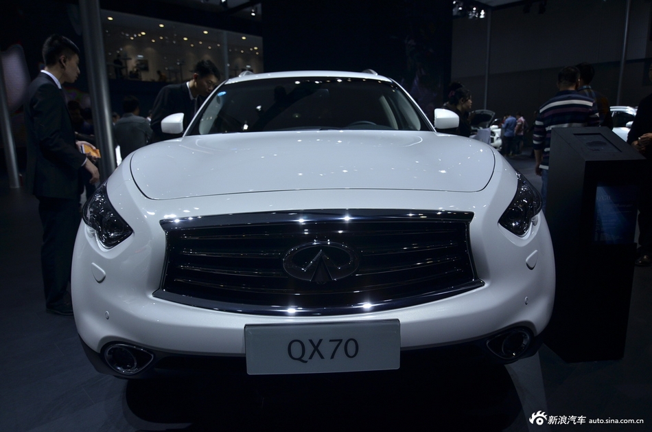 英菲尼迪QX70_英菲尼迪QX70图片_汽车图库