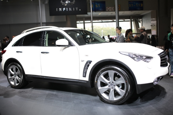 英菲尼迪QX70最高优惠8.8万 现车销售