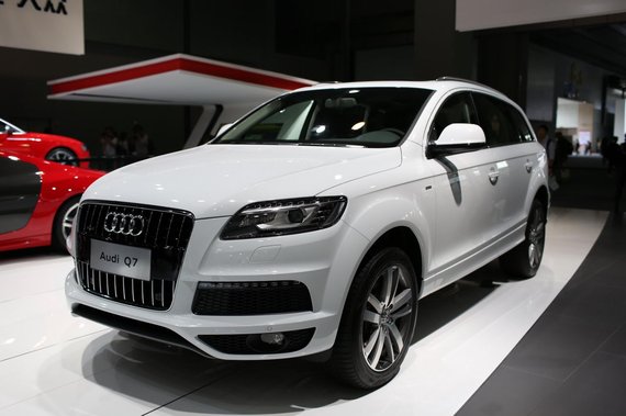 奥迪Q7最高优惠12.6万 售93.78万起