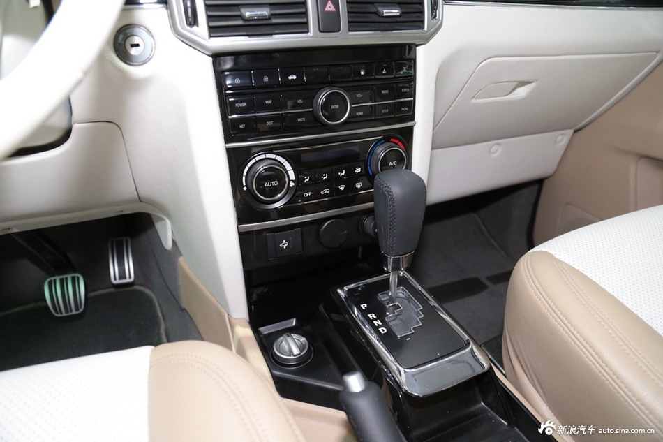 2014款BJ80_北京汽车BJ80内饰图片4013264