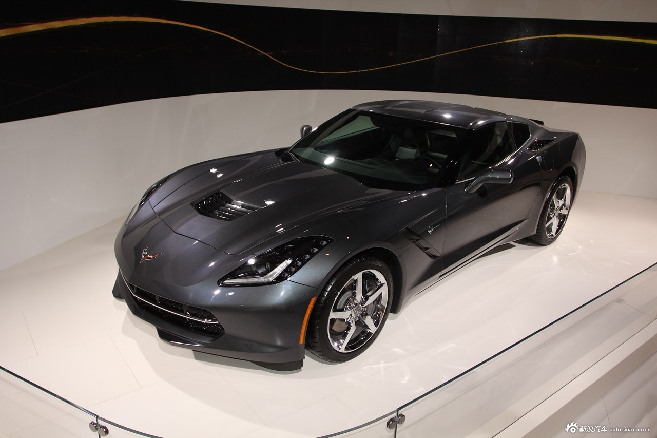 2014款科尔维特stingray