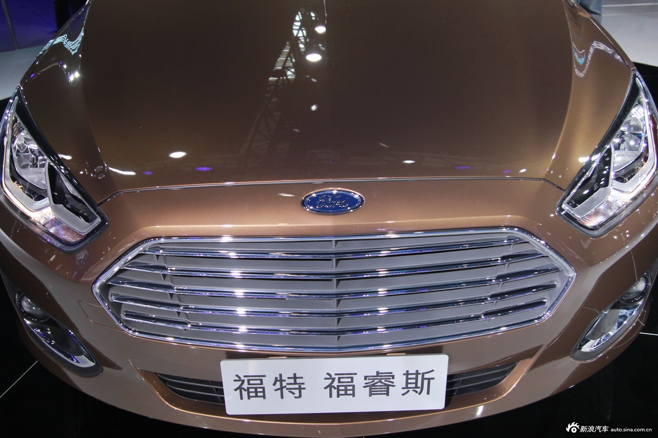 2014年第12届广州国际车展 图为:2015款福睿斯