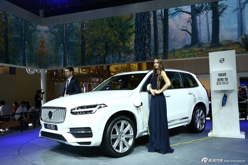 XC90 T8