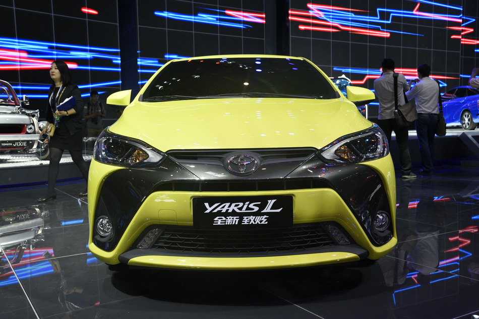 YARiS L致炫