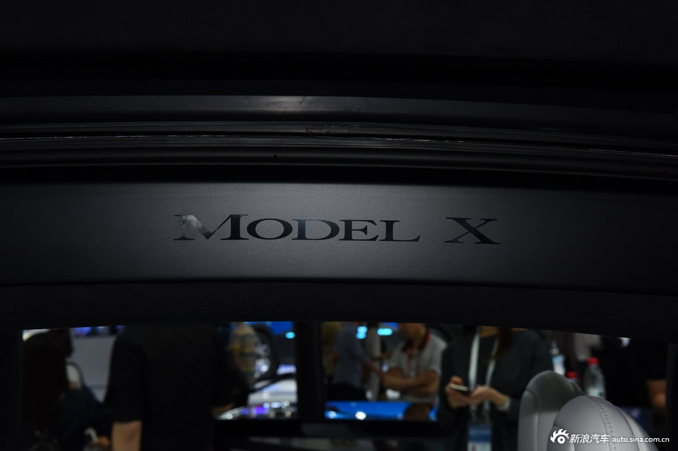 特斯拉Model X最高直降1.70万元 新浪购车报名中