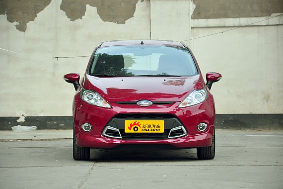 嘉年华现车充足 部分车型直降1.3万元