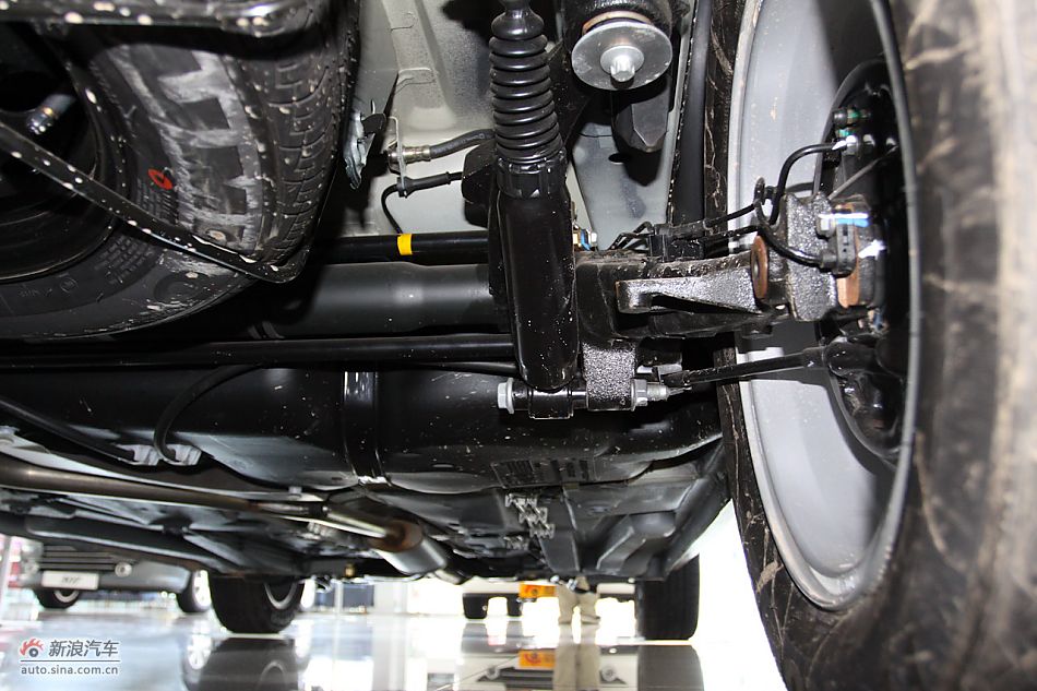 标致207两厢底盘_标致207底盘图片1070029_