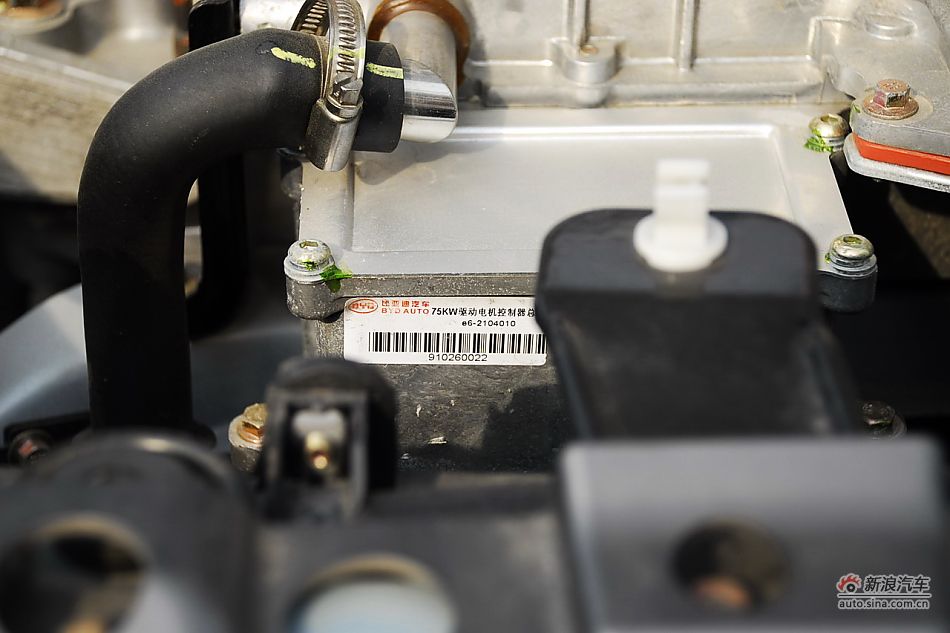 比亚迪E6纯电动车实拍_比亚迪e6图片349003