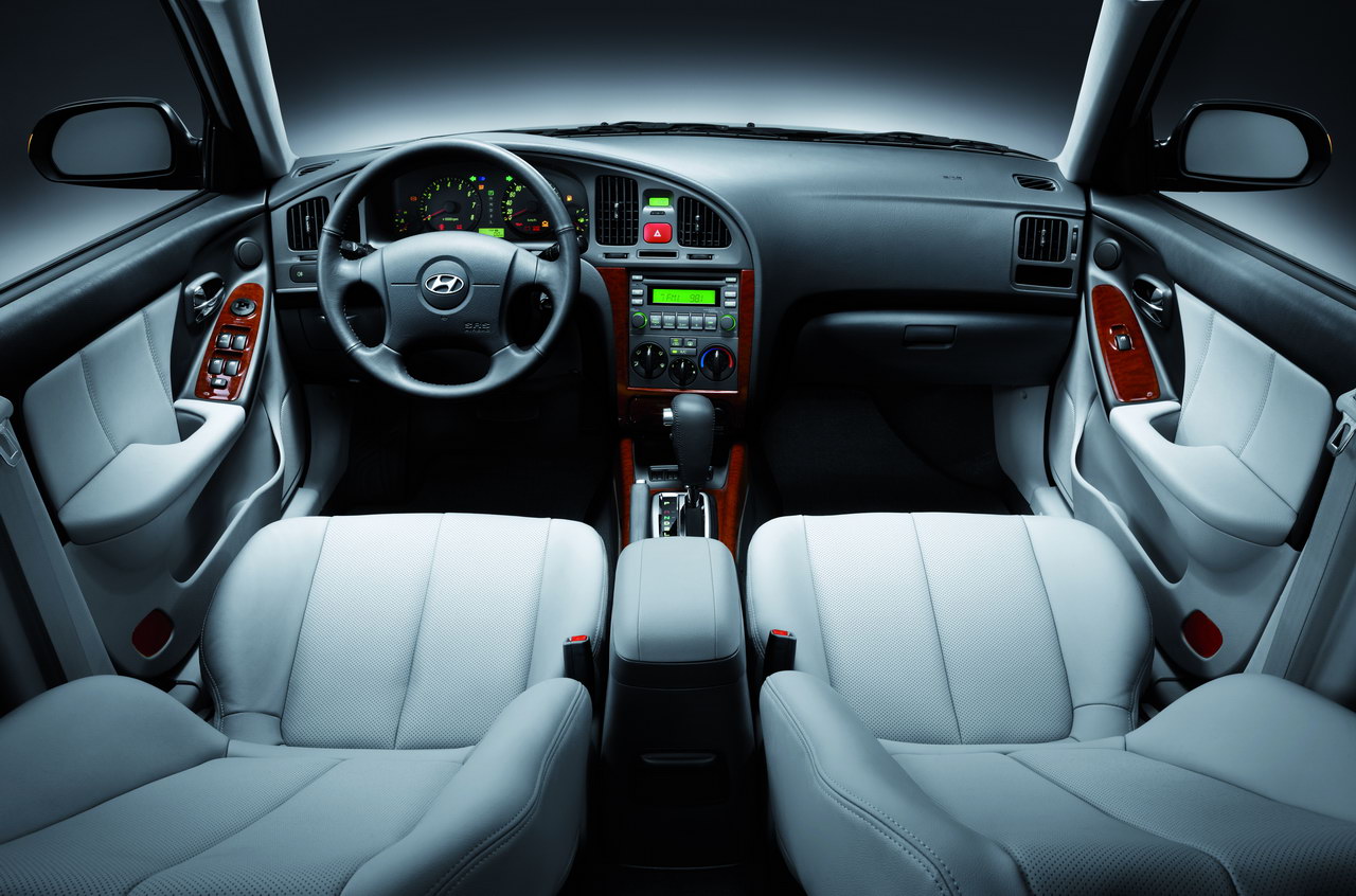 2011款伊兰特内饰_伊兰特内饰图片2380037