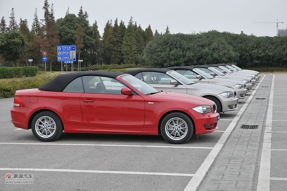 2011款宝马1系敞篷轿跑车_宝马1系内饰功能图