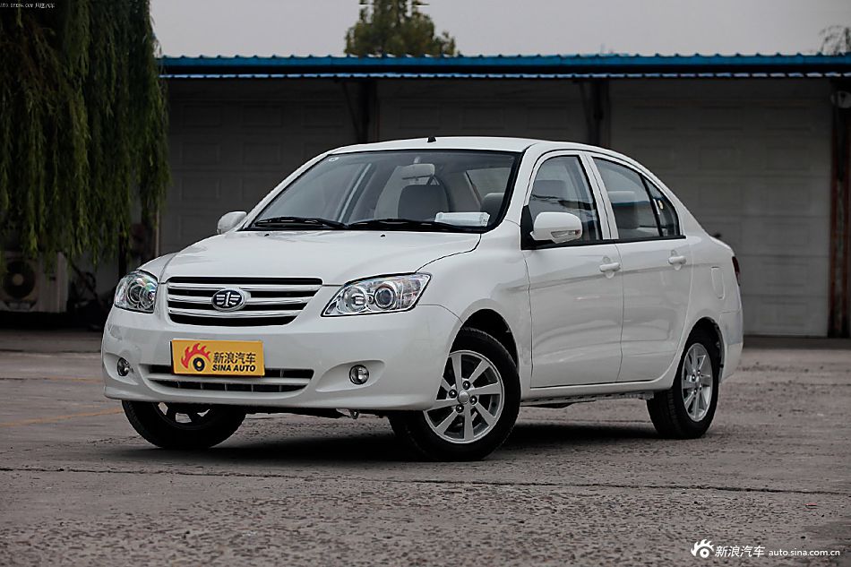 2009款夏利n513豪华型国四带气囊