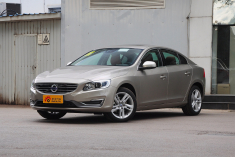 智能北欧风 实拍全新沃尔沃S60L