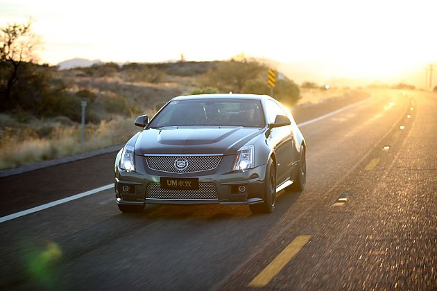 超低空不明飞行物 凯迪拉克CTS-V Coupe