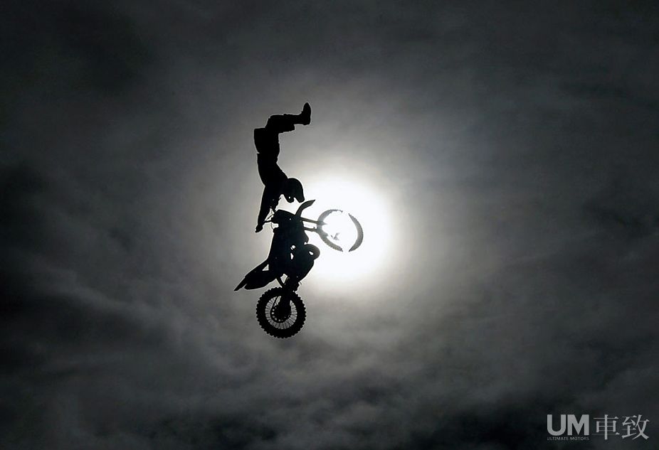 xgame+热血骑士与极限摩托的斗兽场