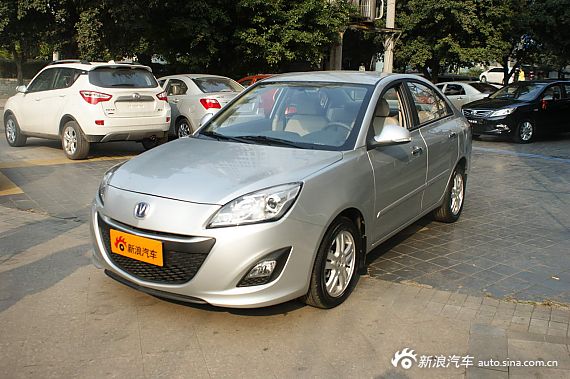 长安悦翔V5全系降4000元 现车充足