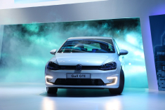 e见就来电 大众新能源车体验周