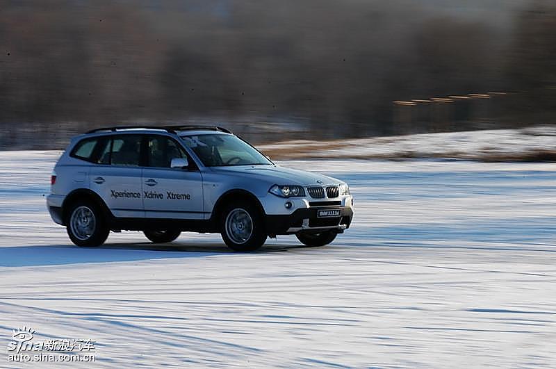 宝马新X3动态图_宝马X3试车图片_汽车图库