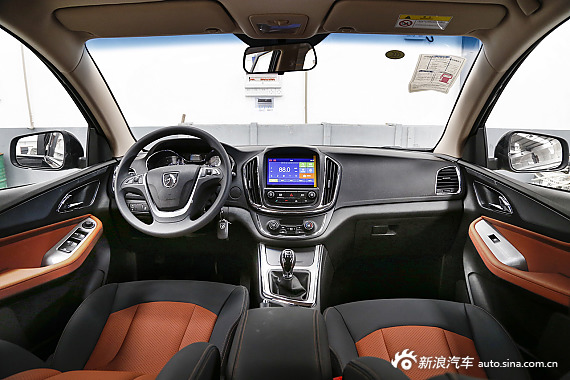 2015款宝骏560 1.8L手动精英型 2015款宝骏560 1.8L手动精英型