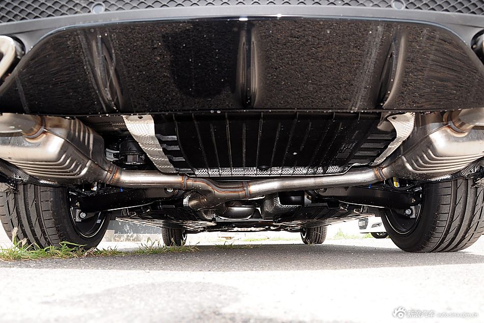 2015款奔驰C300运动版