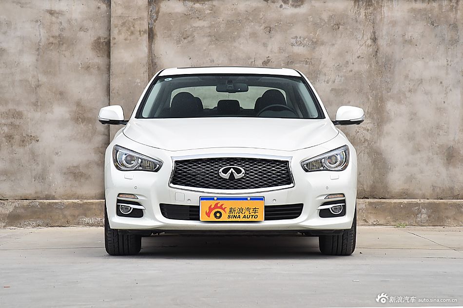 2015款英菲尼迪Q50L 2.0T自动豪华型