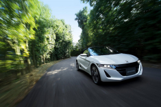 能够来到我们身边？本田S660双座敞篷跑车