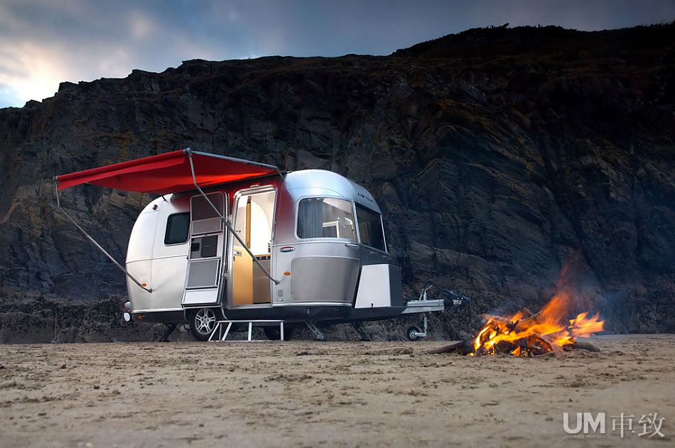 旅行“家” 美国Airstream拖车_23770296_汽车图库_新浪汽车_新浪网