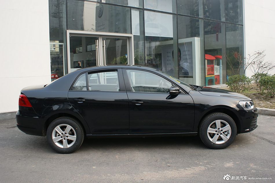 2013款新宝来_新宝来外观图片23460314