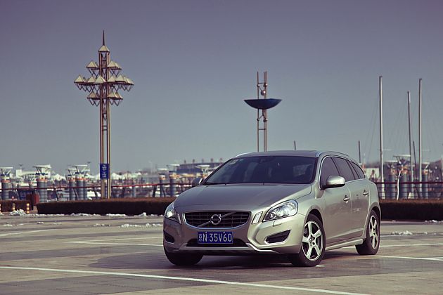 移风易俗 沃尔沃V60春节胶南游