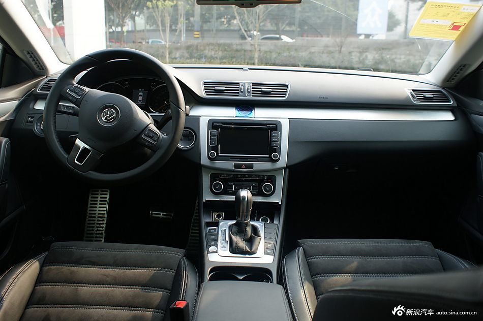 2012款一汽大众cc_大众cc内饰图片23240316