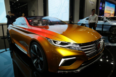 2015广州车展 实拍荣威Vision-R概念车