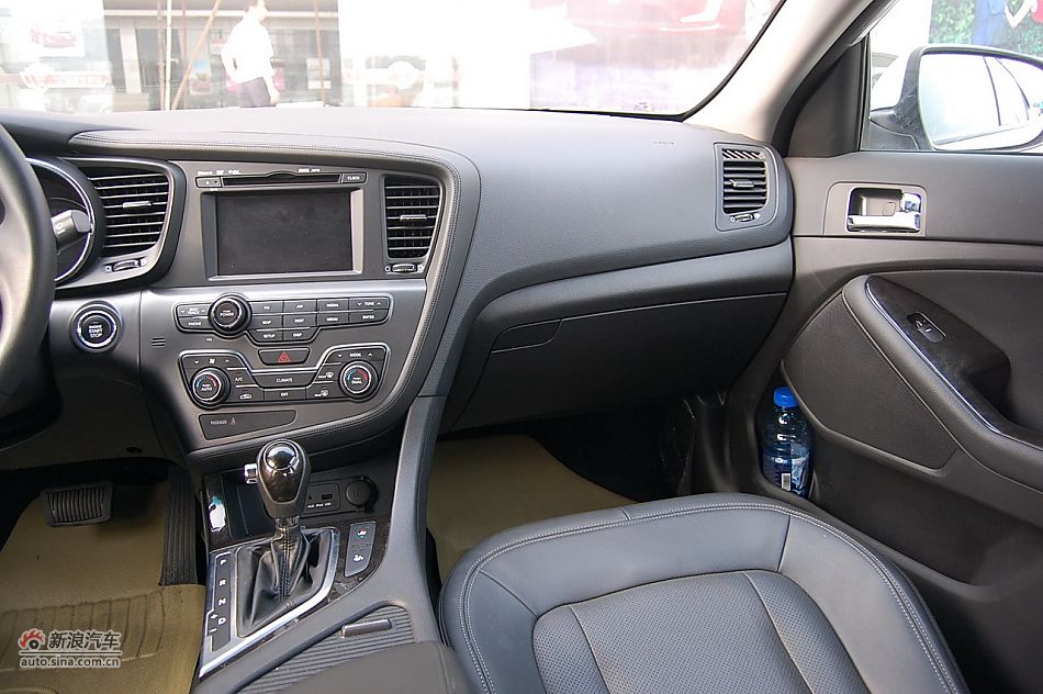 2011款东风悦达起亚K5_K5内饰图片_汽车图库