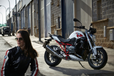 2015款宝马R1200R重型街车组图欣赏