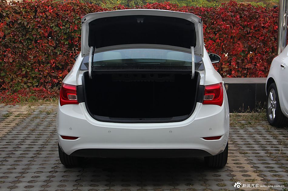 购置税都减半 都带T 你的钱该花在哪?