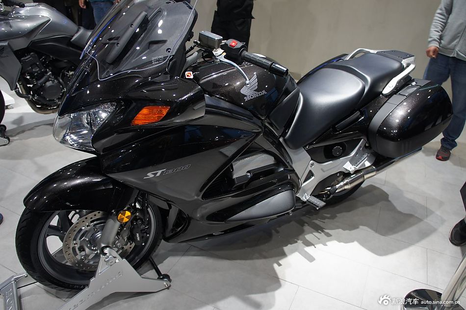 2014款本田ST1300 高清实拍