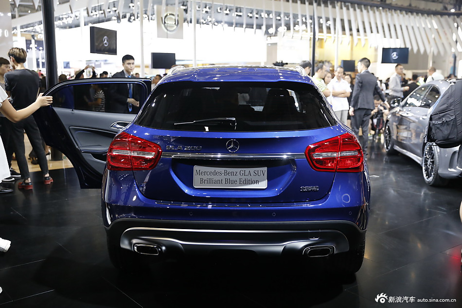 内外造型优化 实拍北京奔驰GLA蓝调版