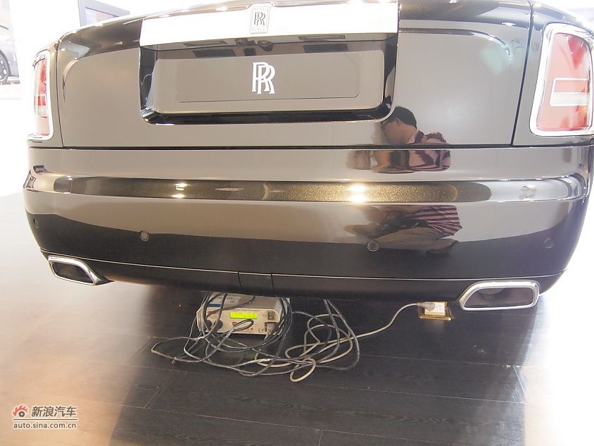 劳斯莱斯幻影软顶敞篷车_幻影外观图片_汽车