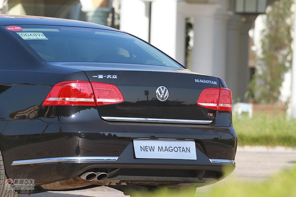 新迈腾(B7L)1.8TSI自动尊贵型外观_迈腾图片7