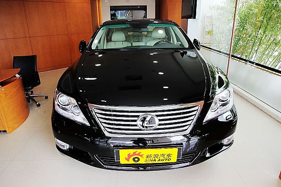 雷克萨斯LS600h现金优惠35万 黑色现车
