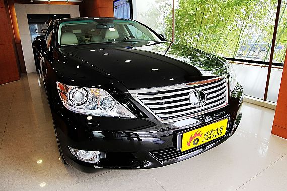 雷克萨斯LS600HL降10万元 现车销售