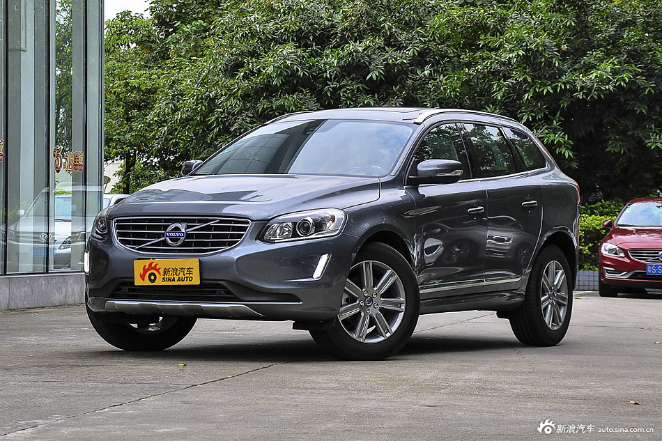 2016款沃尔沃XC60 2.0T自动 T5 AWD智远版