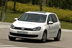 纯电动高尔夫高清官方图